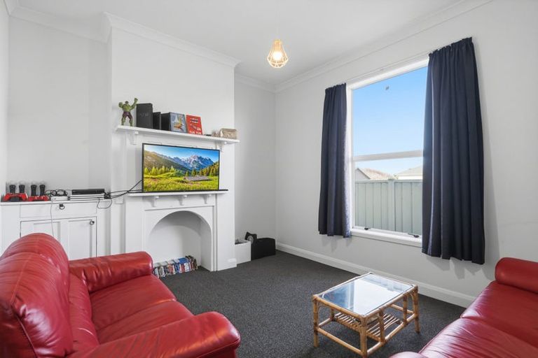 Photo of property in 21 Taruna Place, Havelock North, 4130
