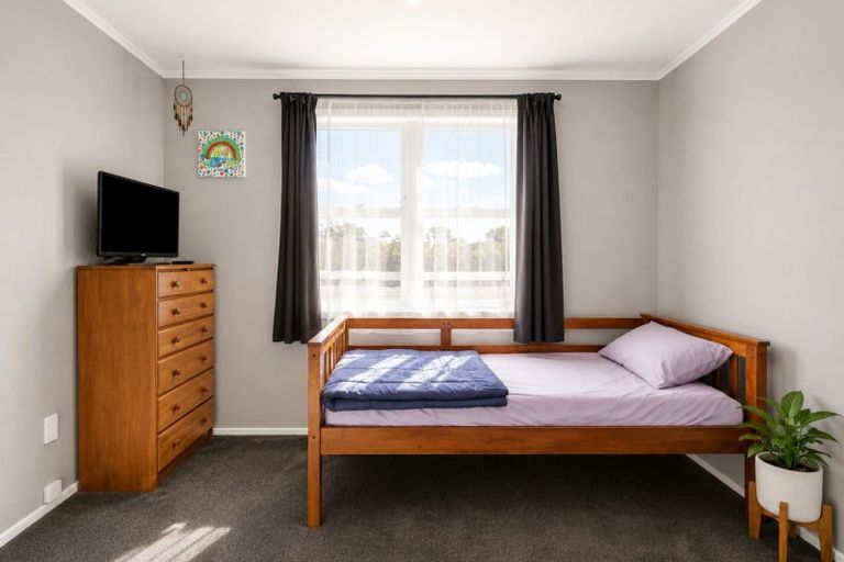 Photo of property in 18 Larnach Street, St Andrews, Hamilton, 3200