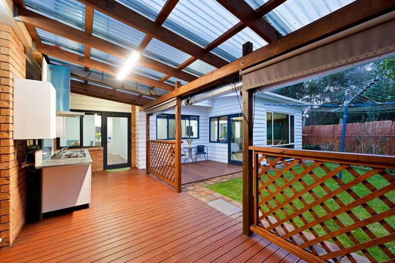 Photo of property in 13 Pyramid Place, Glen Eden, Auckland, 0602