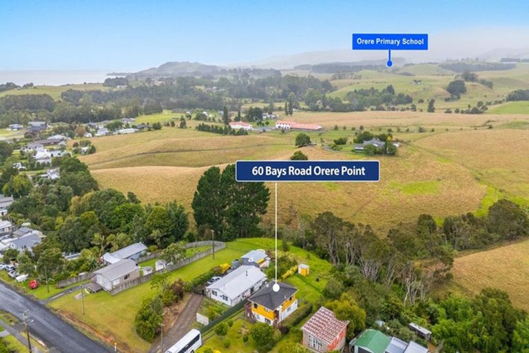 Photo of property in 60 Bays Road, Orere Point, Papakura, 2585