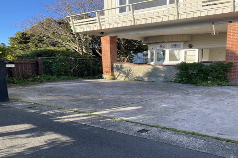 Photo of property in 61 Thompson Street, Mount Cook, Wellington, 6011