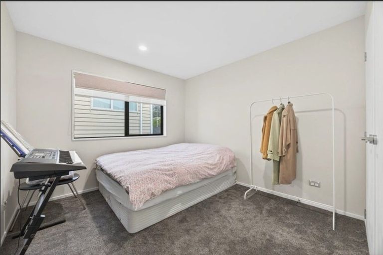 Photo of property in 3b Cardiff Road, Pakuranga, Auckland, 2010