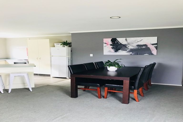 Photo of property in 2 Karamu Terrace, Pyes Pa, Tauranga, 3112