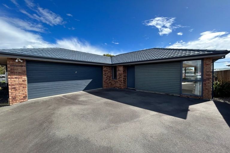 Photo of property in 3/3 Harkness Place, Westport, 7825