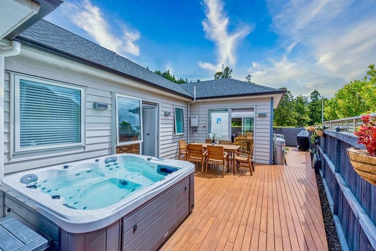 Photo of property in 20c Duke Street, Riverhead, 0820