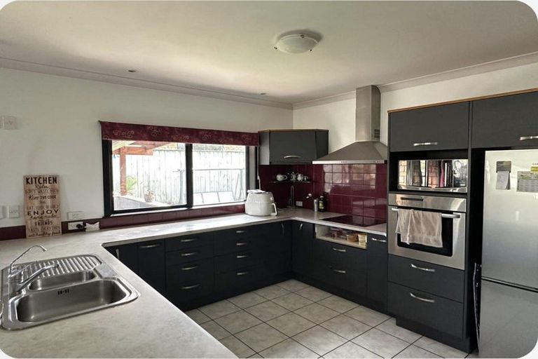 Photo of property in 5 Roseash Lane, Levin, 5510