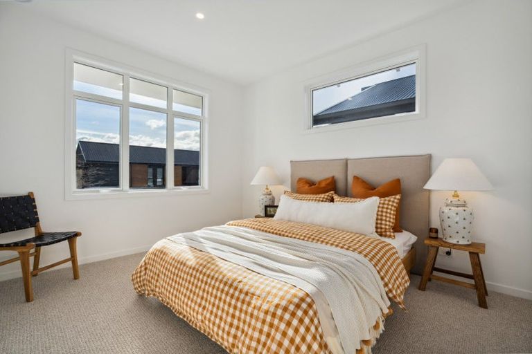 Photo of property in 105 Burdon Loop, Lake Hawea, 9382