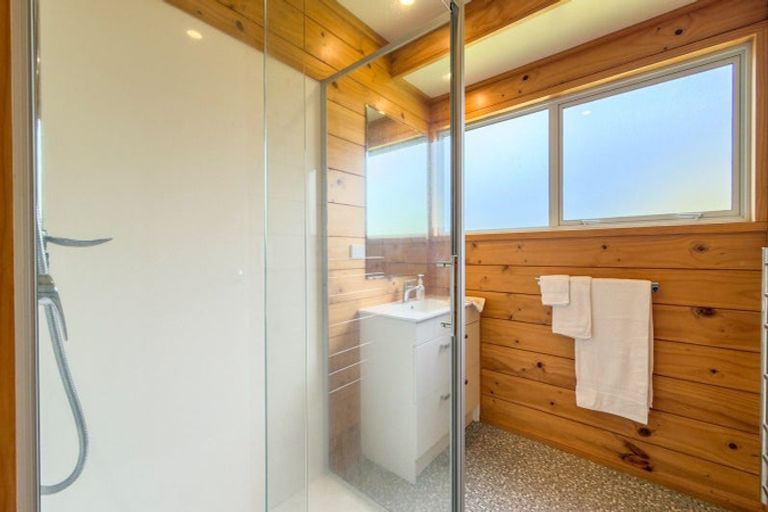 Photo of property in 17 Station Road, Puriri, Thames, 3578