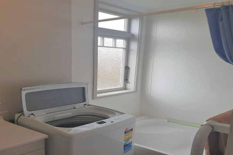 Photo of property in 14 Donald Street, Regent, Whangarei, 0112