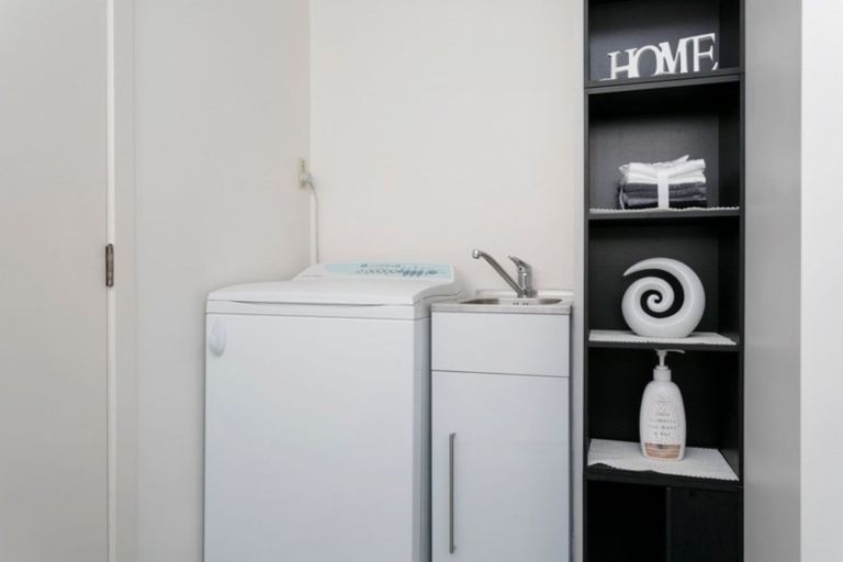 Photo of property in 40 Rotokawa Street, Taupo, 3330