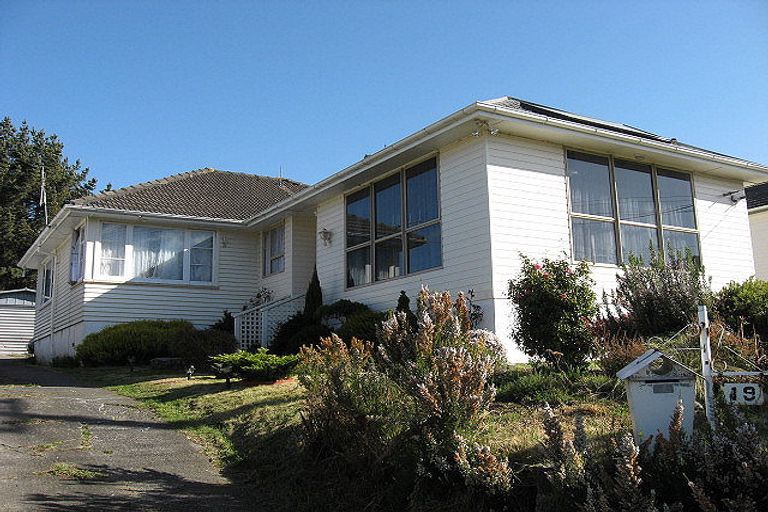 Photo of property in 19 Mcgowan Road, Wainuiomata, Lower Hutt, 5014