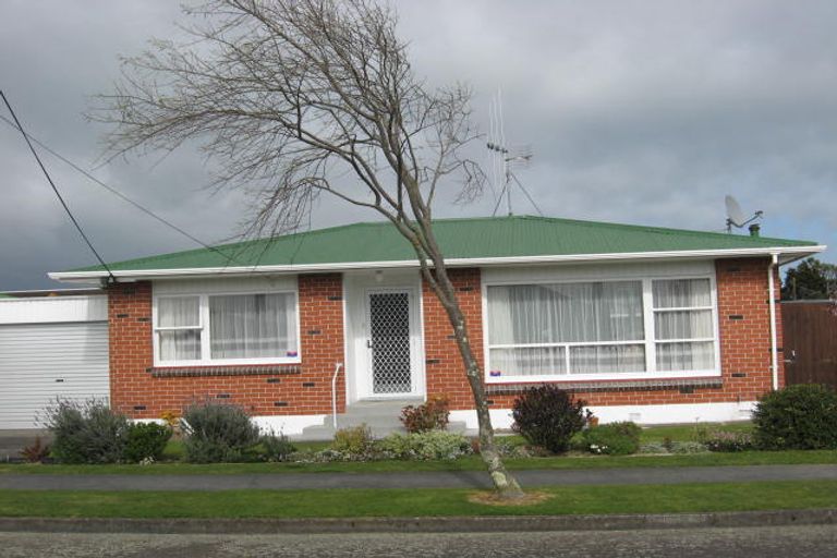 Photo of property in 25 Essex Street, Levin, 5510