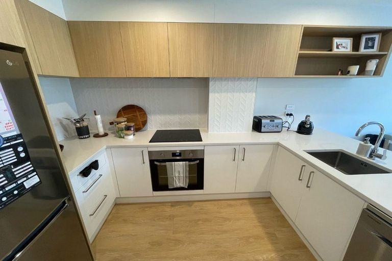 Photo of property in 4/793 Te Atatu Road, Te Atatu Peninsula, Auckland, 0610