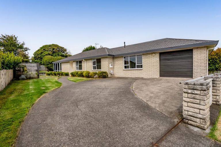 Photo of property in 25 Silvan Place, Bell Block, New Plymouth, 4312