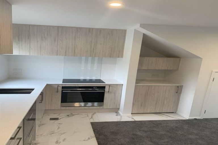 Photo of property in 1/2 Jadewynn Drive, Massey, Auckland, 0614