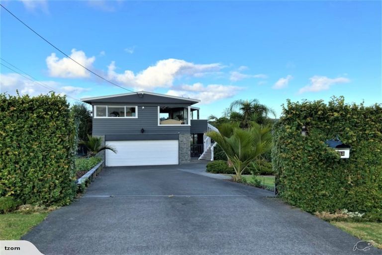 Photo of property in 22 Melandra Road, Stanmore Bay, Whangaparaoa, 0932