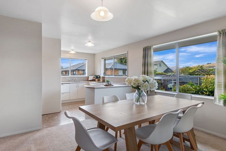 Photo of property in 2/92a Saint Martins Road, Saint Martins, Christchurch, 8022