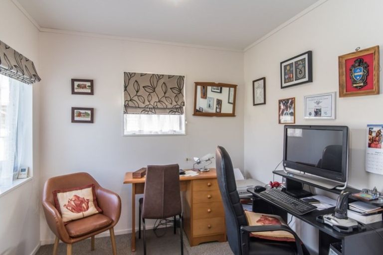 Photo of property in 91 Makarini Street, Paraparaumu, 5032