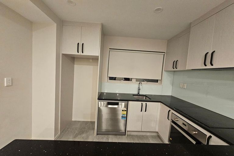 Photo of property in 2/49 Arawa Street, New Lynn, Auckland, 0600