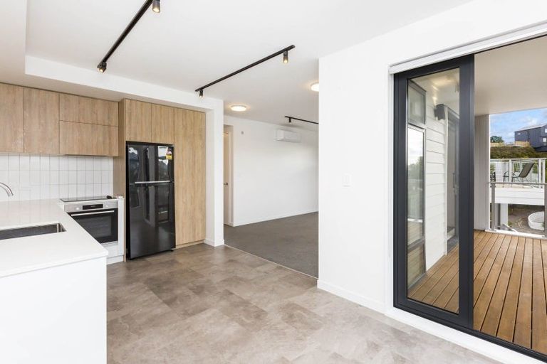 Photo of property in 69u4 Tiketike Way, Brooklyn, Wellington, 6021