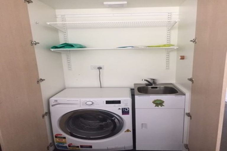Photo of property in 12/7u Handyside Street, Tawa, Wellington, 5028