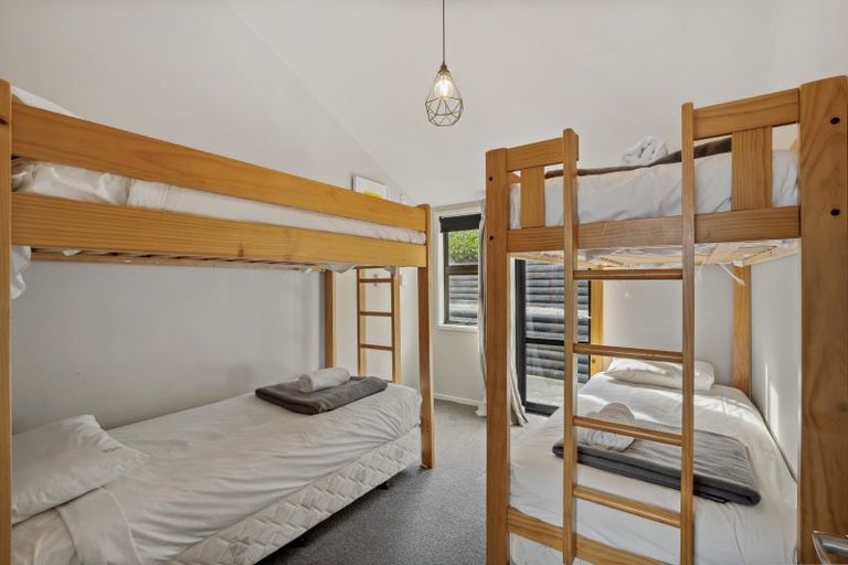 Photo of property in 13 Malaghan Street, Queenstown, 9300