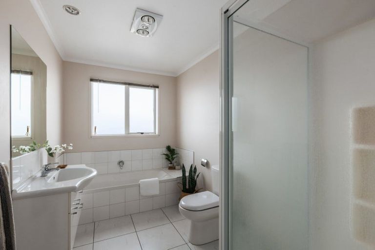 Photo of property in 11 Darraghs Lane, Brookfield, Tauranga, 3110