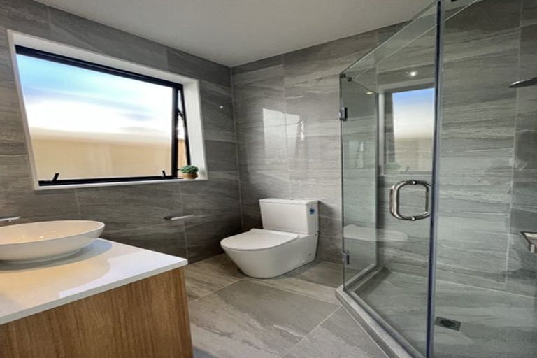 Photo of property in 12 Drumaness Road, Flat Bush, Auckland, 2019