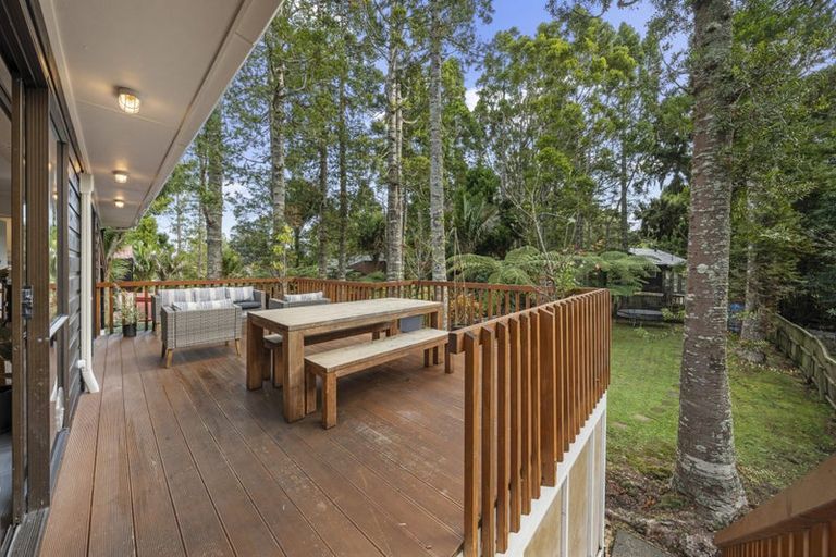 Photo of property in 23 Tainui Road, Titirangi, Auckland, 0604