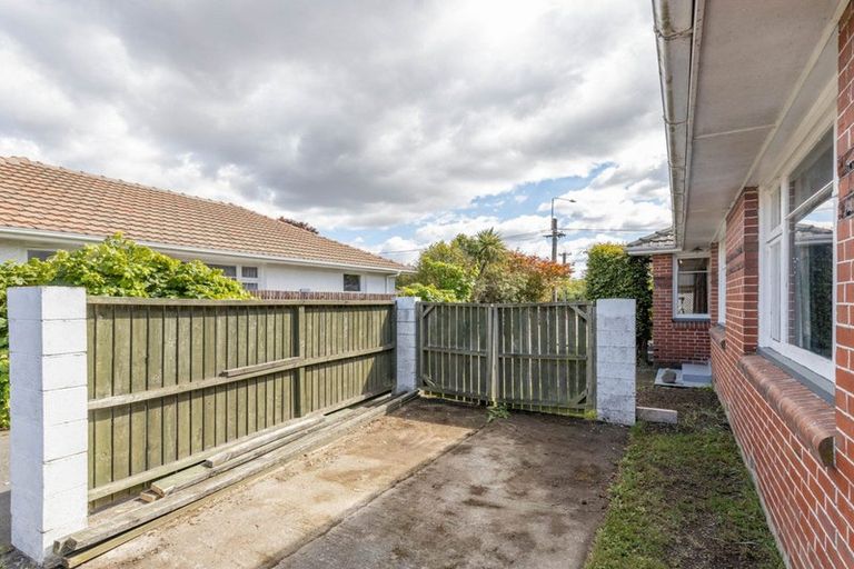 Photo of property in 91 Maidstone Road, Ilam, Christchurch, 8041