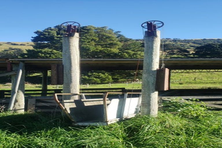 Photo of property in 33 Montgomerys Road, Little River, 7591