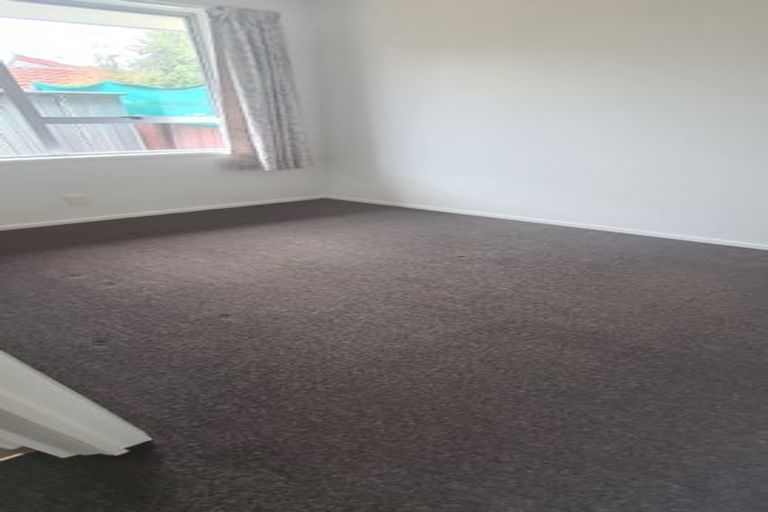 Photo of property in 63 Vivian Street, Burwood, Christchurch, 8083