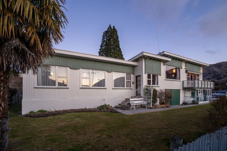 Photo of property in 84 Mcdougall Street, Wanaka, 9305