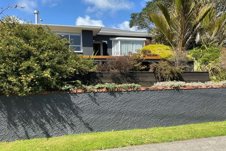 Photo of property in 9 Selwyn Street, Lower Vogeltown, New Plymouth, 4310