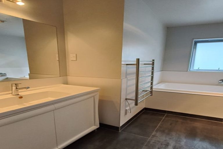 Photo of property in 68 Bahari Drive, Ranui, Auckland, 0612