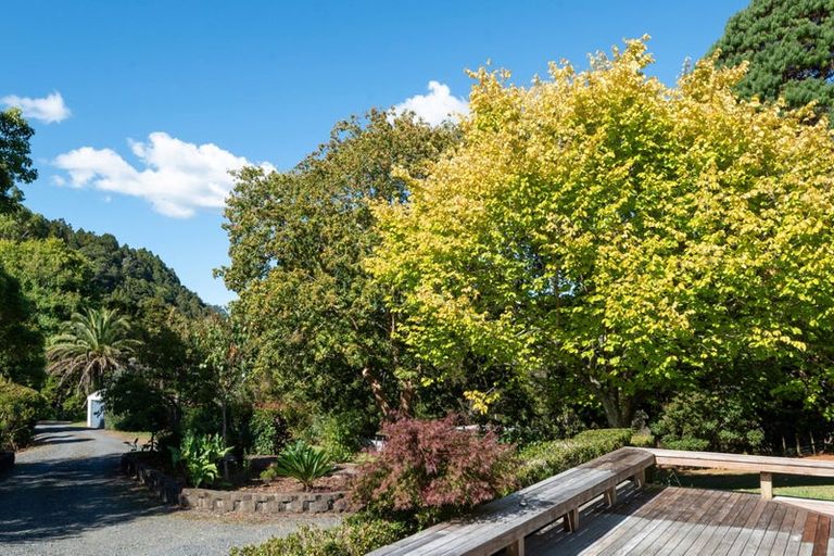 Photo of property in 326 Upper Waiwera Road, Puhoi, Silverdale, 0994
