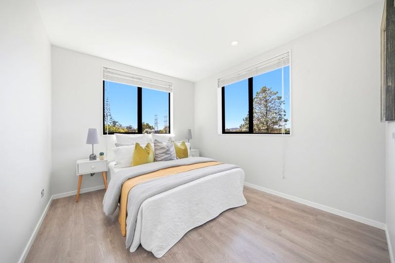 Photo of property in 132a Lynwood Road, New Lynn, Auckland, 0600