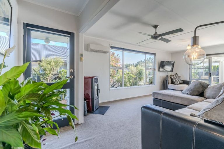 Photo of property in 14 Cross Street, Milton, 9220