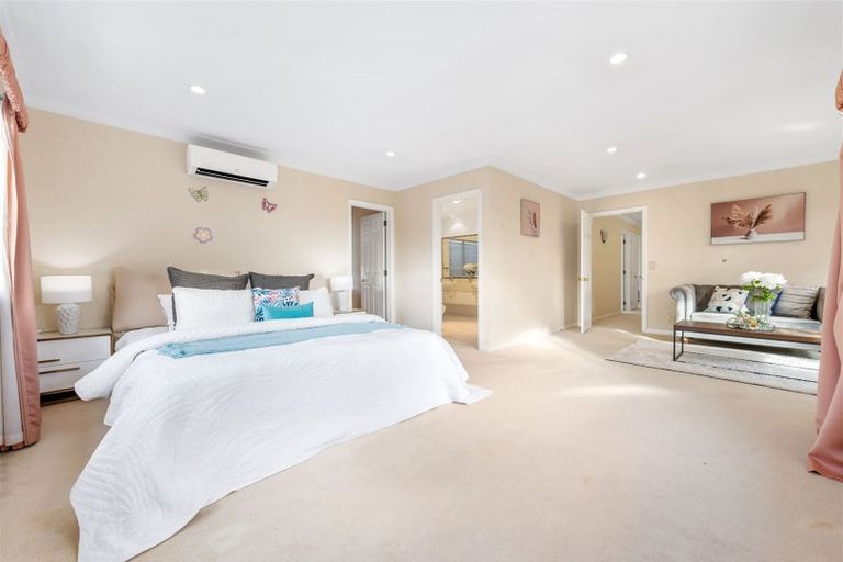 Photo of property in 23 Grammar School Road, Pakuranga, Auckland, 2010