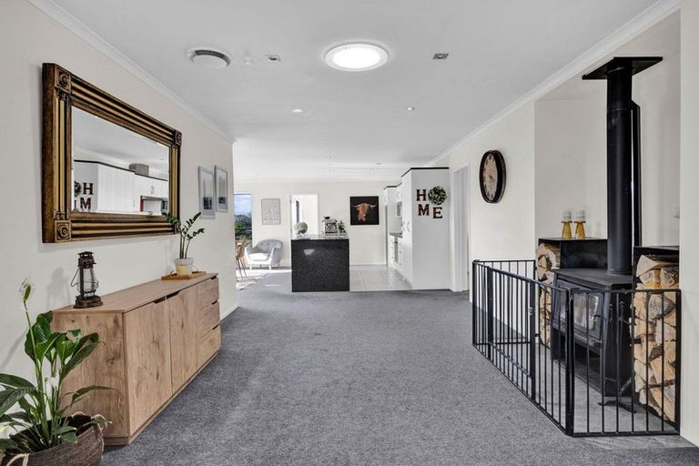 Photo of property in 105 Mawhitiwhiti Road, Normanby, Hawera, 4675