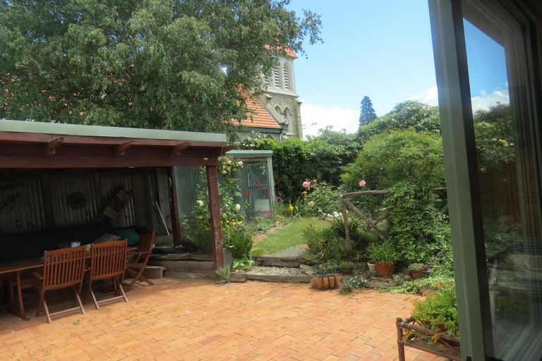 Photo of property in 2 Killala Street, Cromwell, 9310