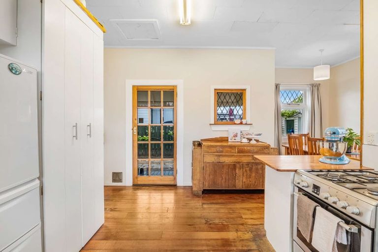 Photo of property in 8 Chelwood Street, Takaro, Palmerston North, 4412