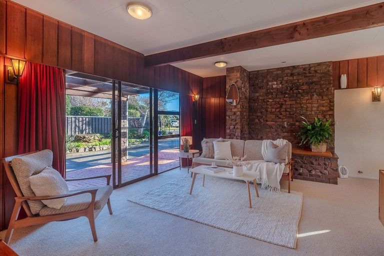 Photo of property in 15 Olive Terrace, Paraparaumu Beach, Paraparaumu, 5032