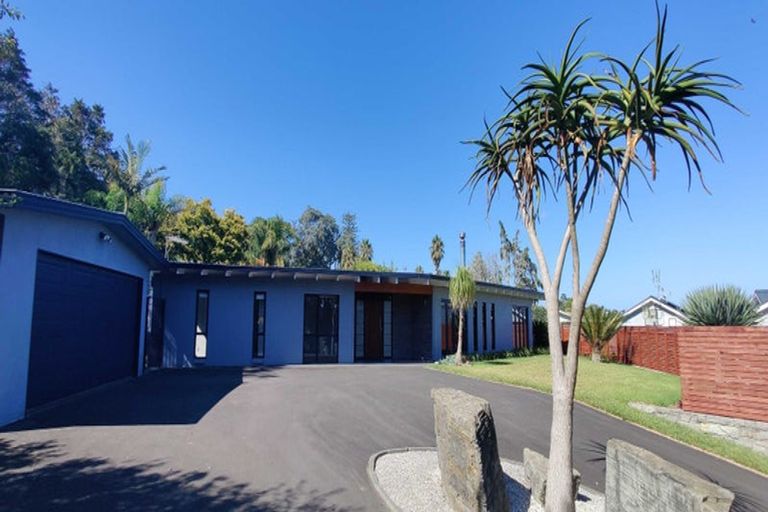 Photo of property in 53a Greenhithe Road, Greenhithe, Auckland, 0632