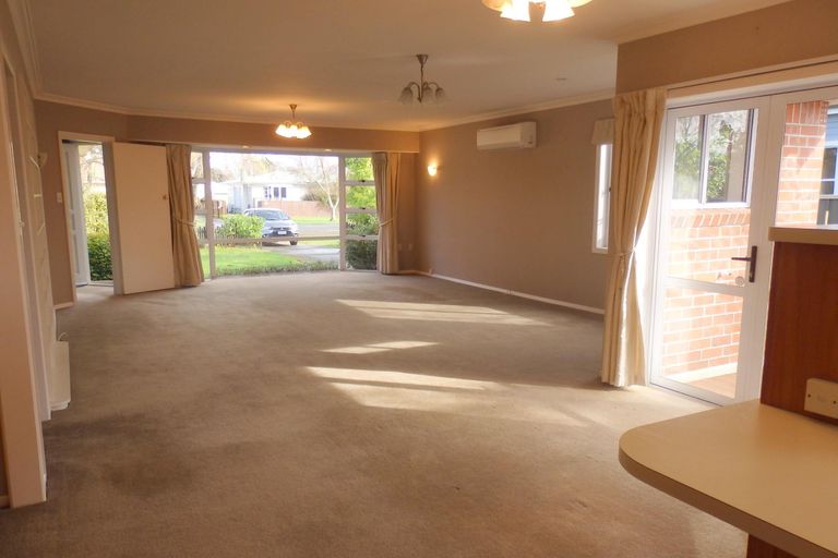 Photo of property in 89 Hall Street, Cambridge, 3434