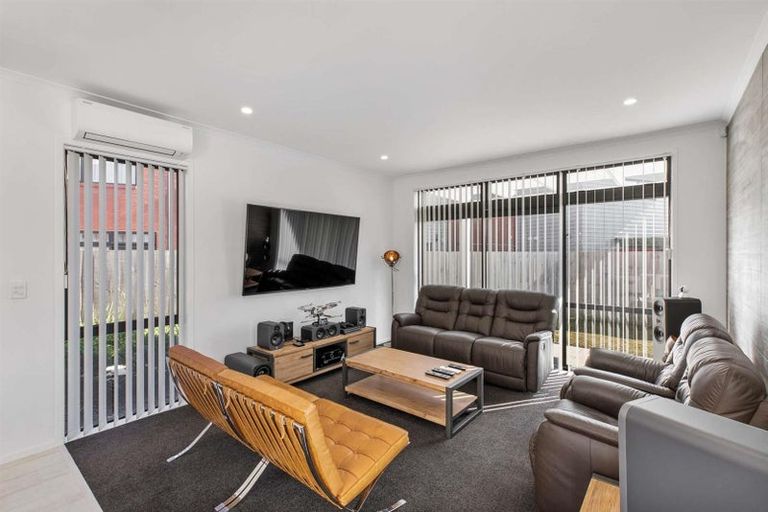Photo of property in 1 Fermi Lane, Papakura, 2110