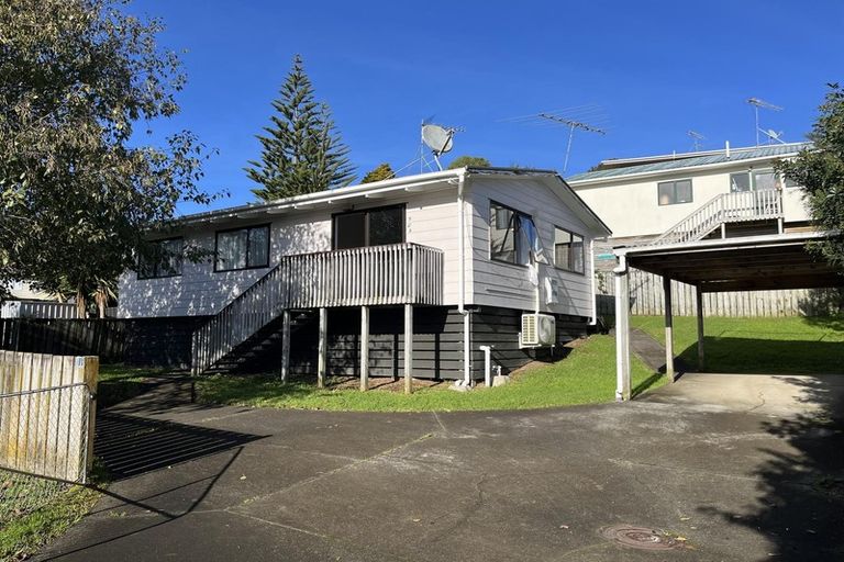 Photo of property in 50 Sungrove Rise, Sunnyvale, Auckland, 0612