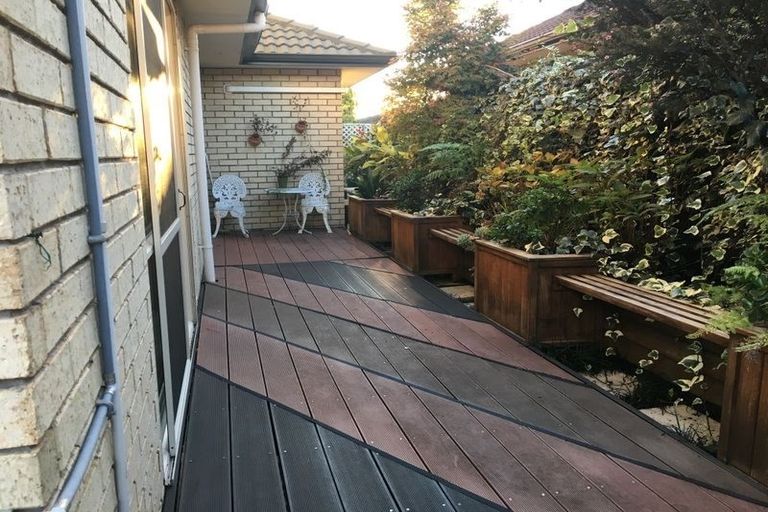 Photo of property in 321 Chapel Road, Flat Bush, Auckland, 2016