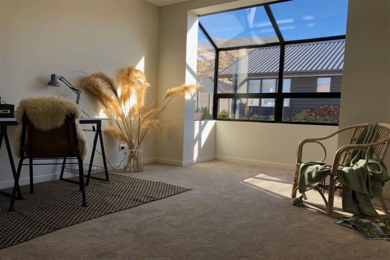 Photo of property in 39 Hyland Street, Wanaka, 9305