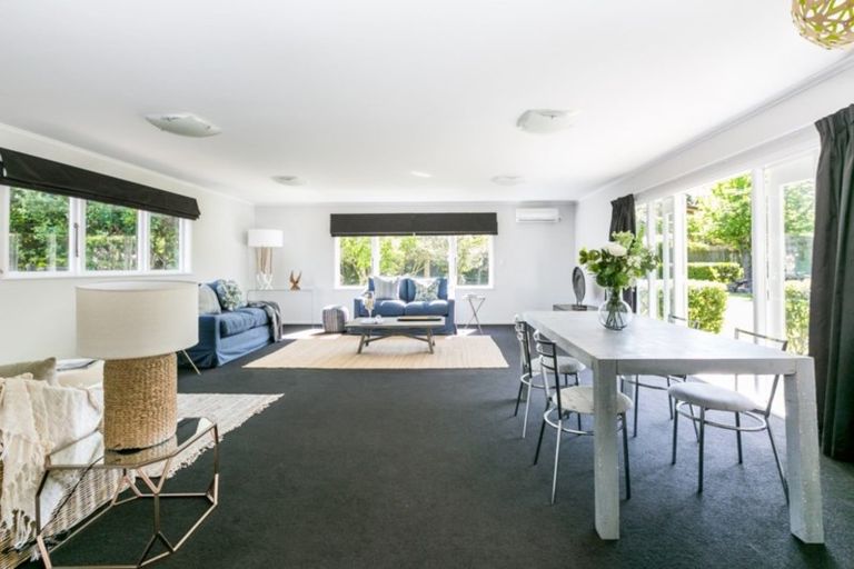 Photo of property in 4 Phillips Place, Havelock North, 4130